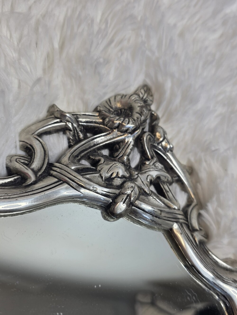 Antique French Art Nouveau Silver Plate Dresser Vanity Table Easel Back Mirror. - Picture 3 of 4